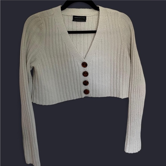 Urban Outfitters White Button Cardigan - Picture 2 of 5